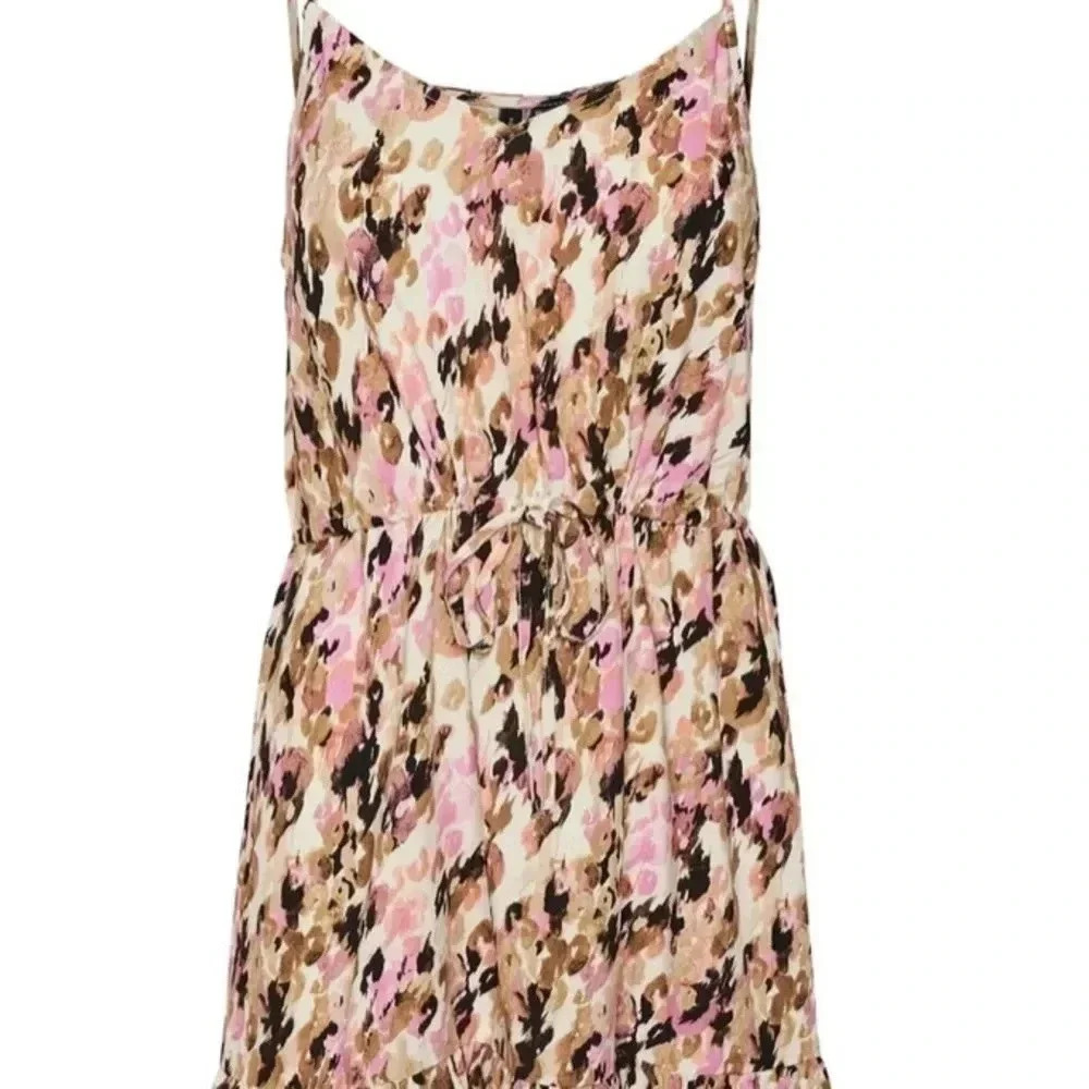 Vero Moda Easy Singlet Tigers,V-neck,tie waist,ruffle hem,lightweight,summer
